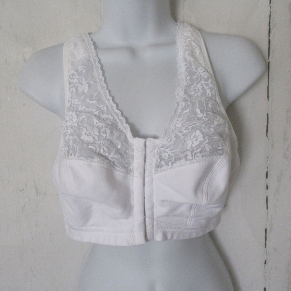 Delimira Bra 40C White Front Close Posture Full Coverage Wireless Wire Free W003